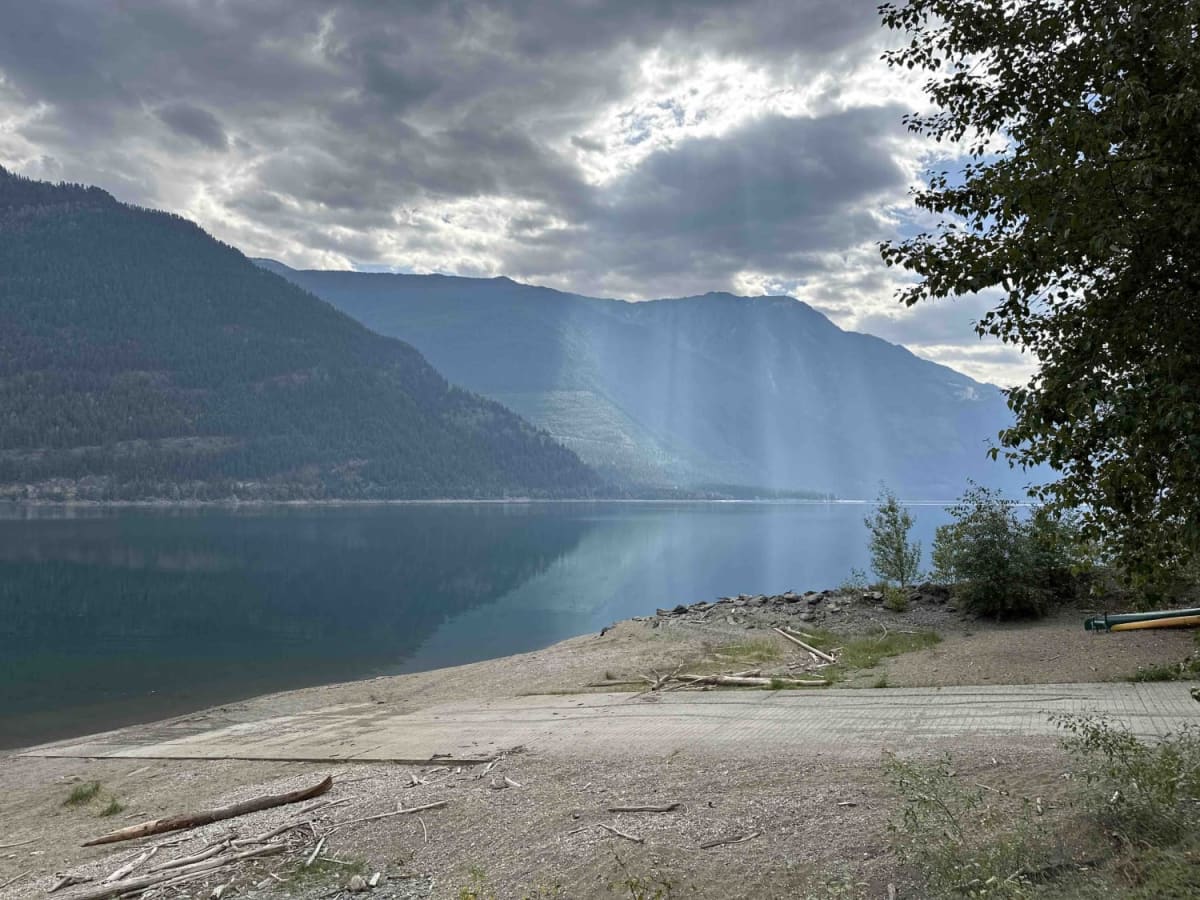 Howser Lake photo 6