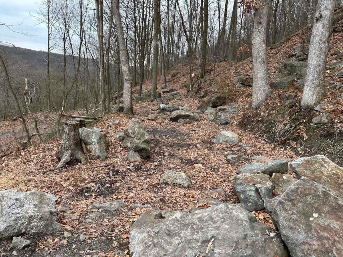 Hells Horseshoe photo 2