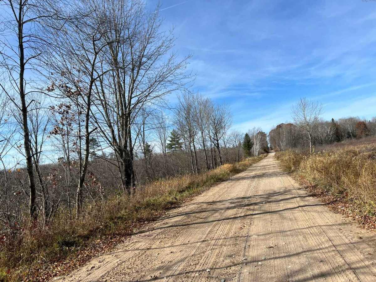 Marinette County Spur Lake Road F5 Trail photo 3