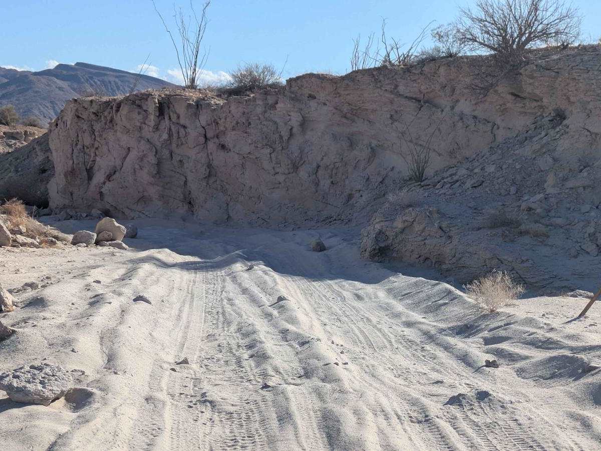 Canon del Paso de la Luna trail photo