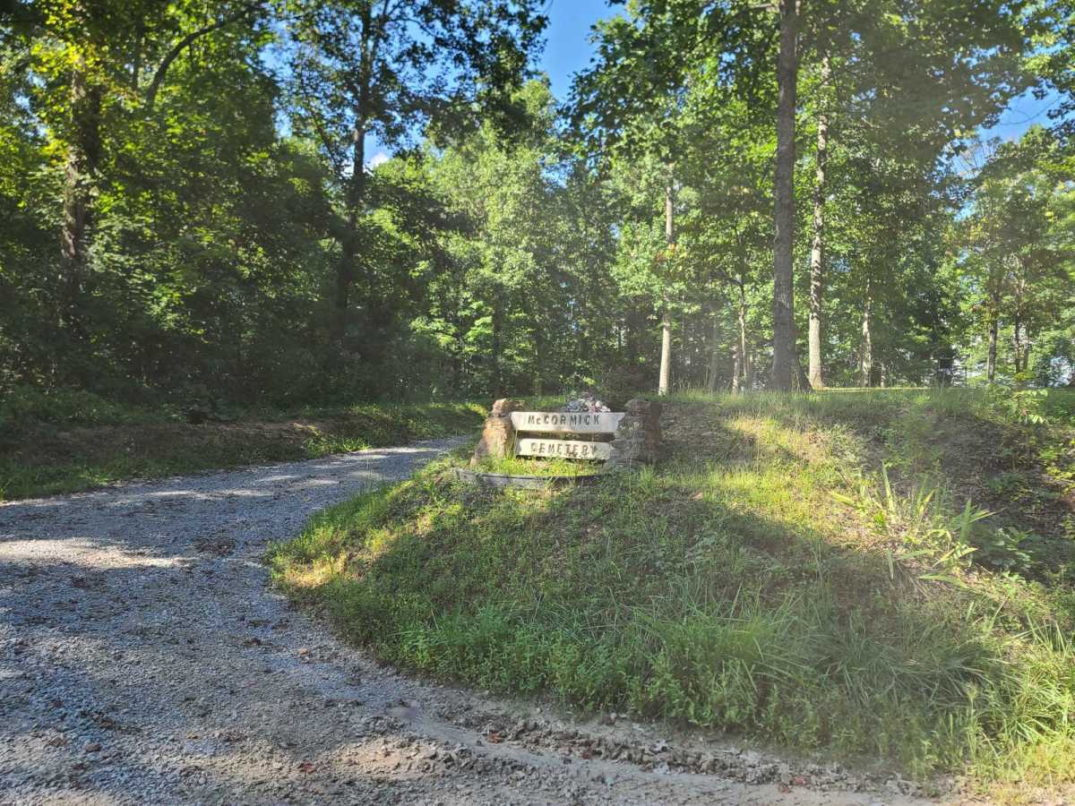 McCormick Cemetery Road - Trail 24 photo 2