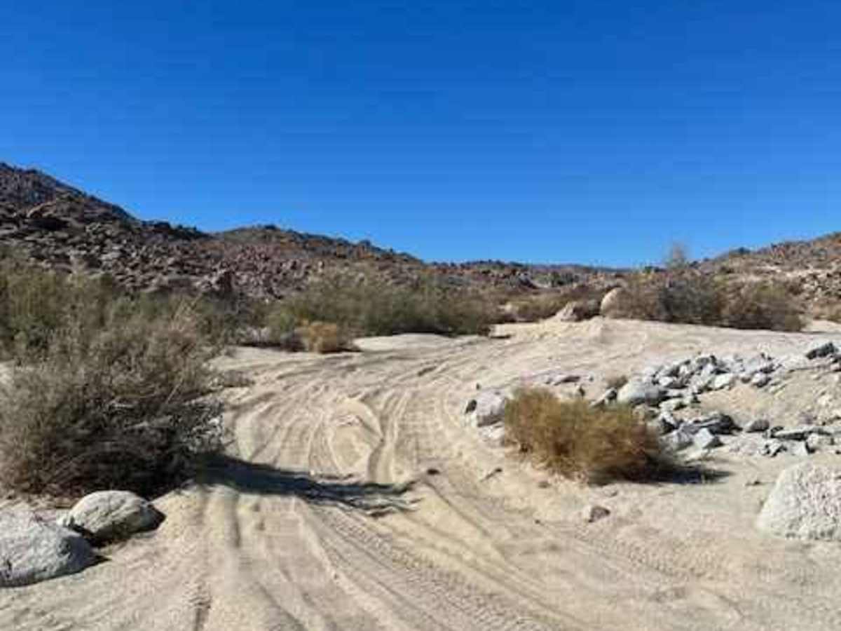 Devil's Canyon Road photo 6