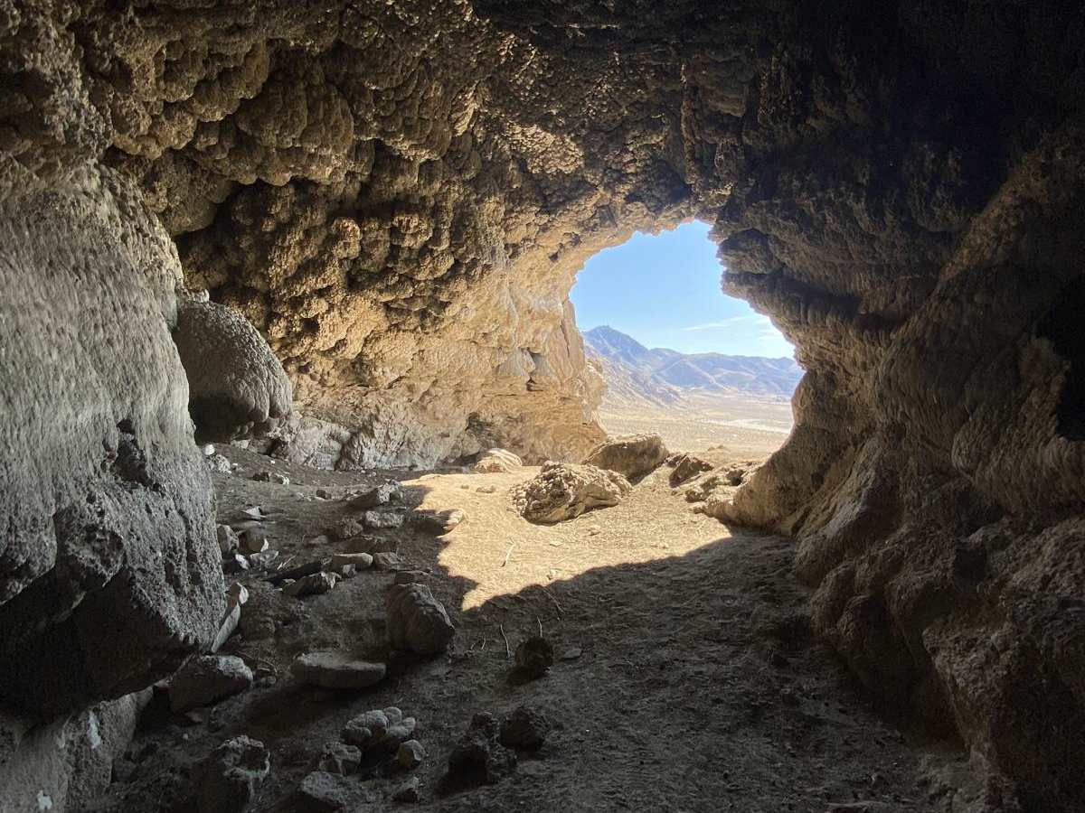 Winnemucca Lake East Shore Caves photo 4