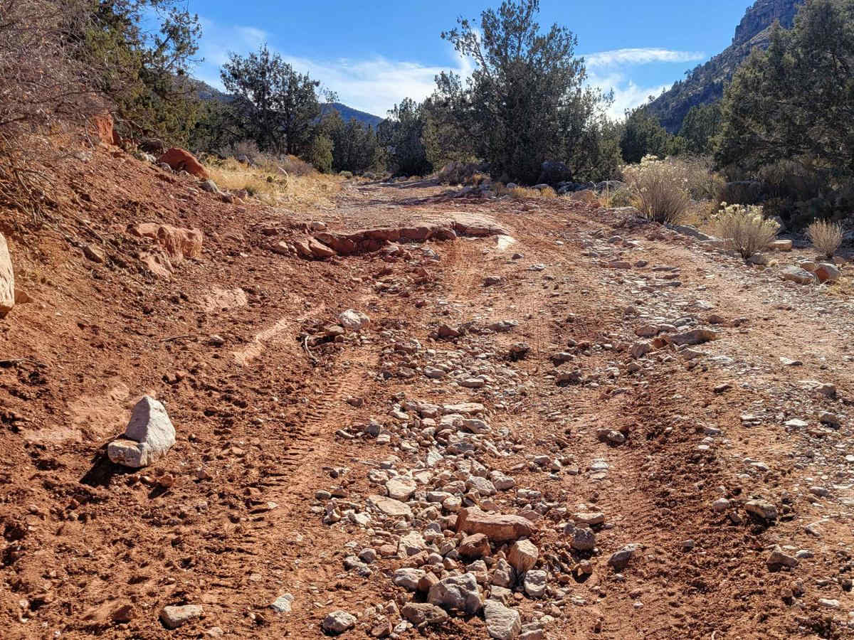 Hidden Canyon Road East - BLM 1003 photo 4