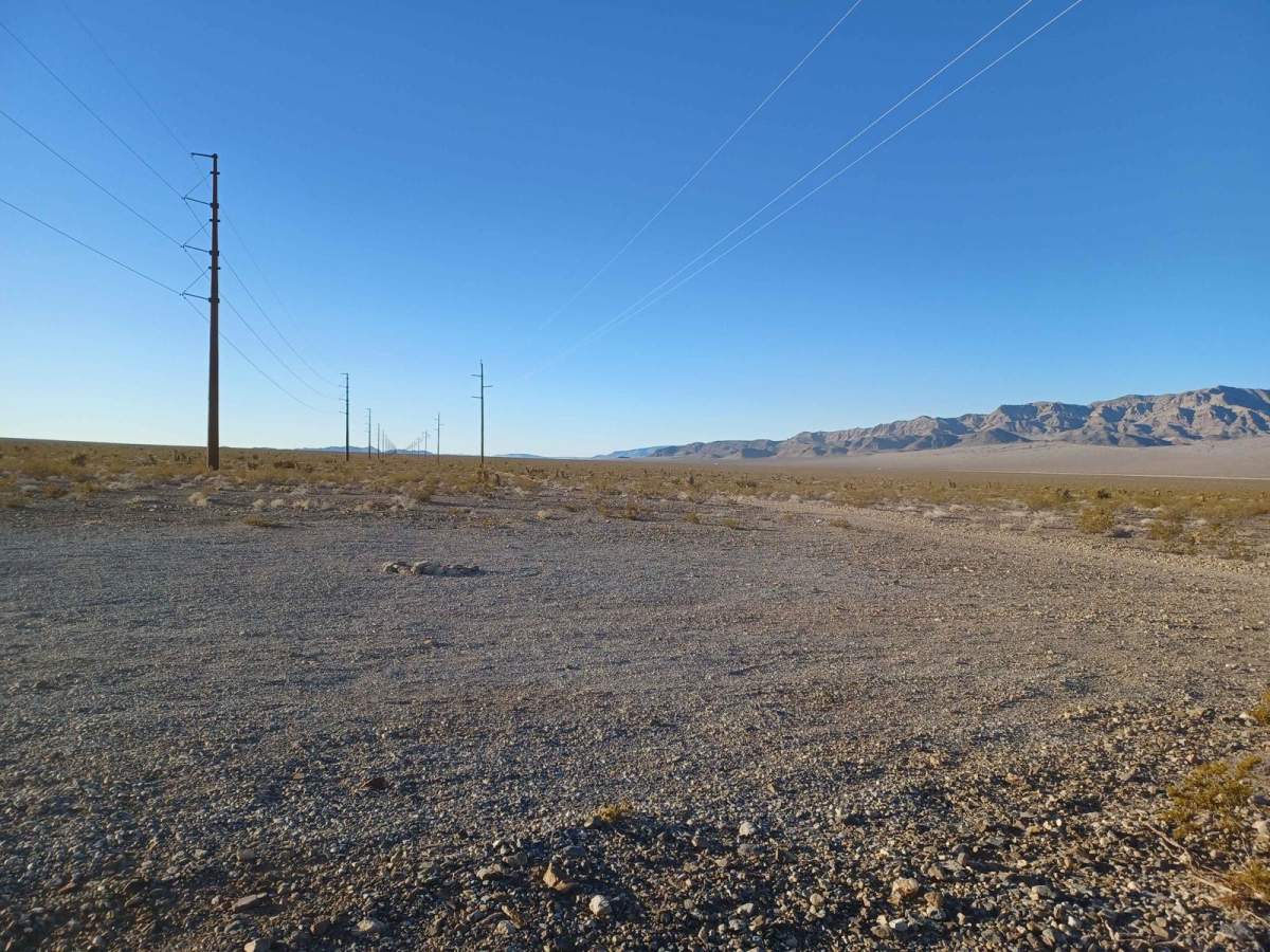 Noides Road photo 5