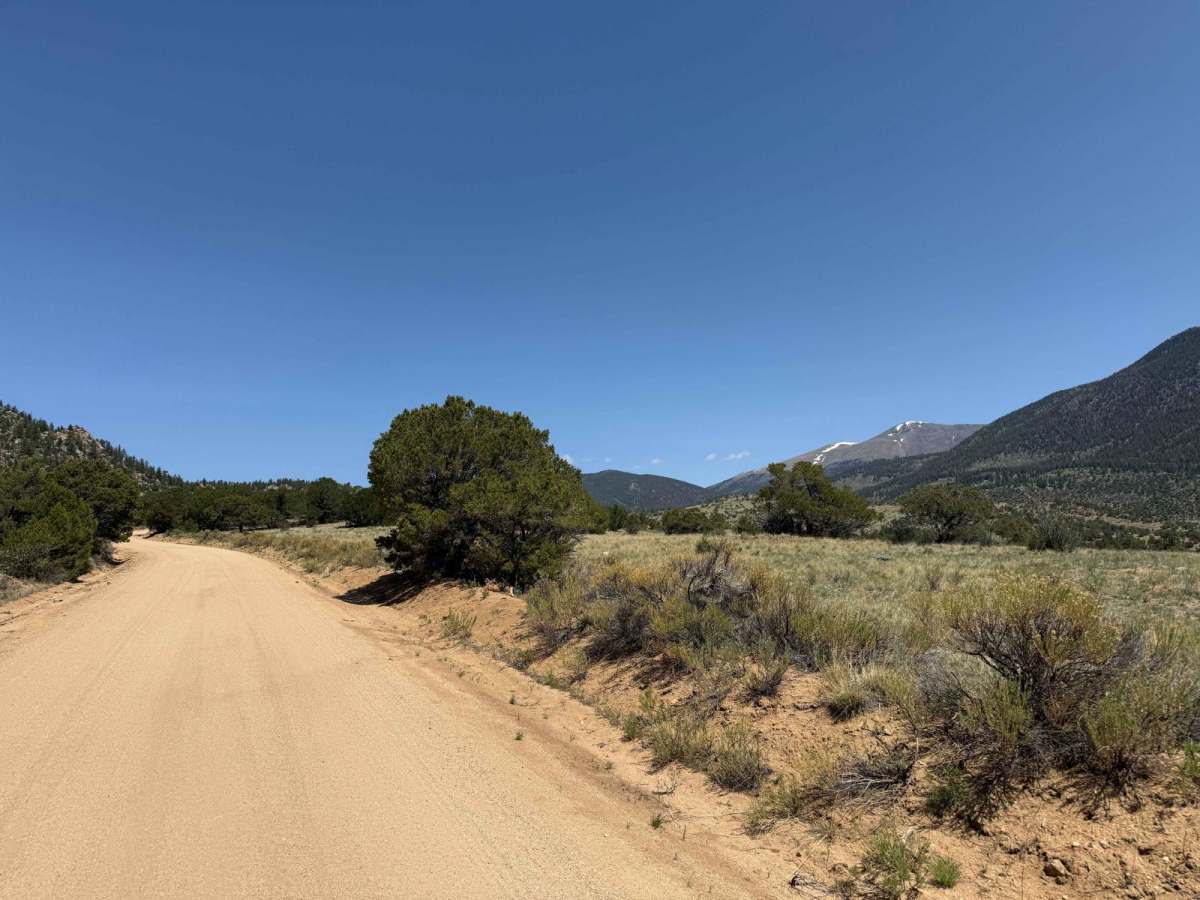 Fourmile Creek Road - 375 trail photo