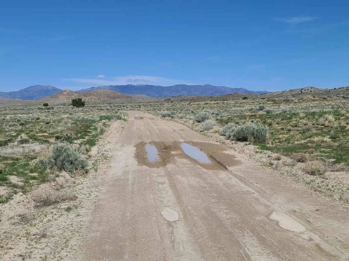 Flint Springs Road photo 2