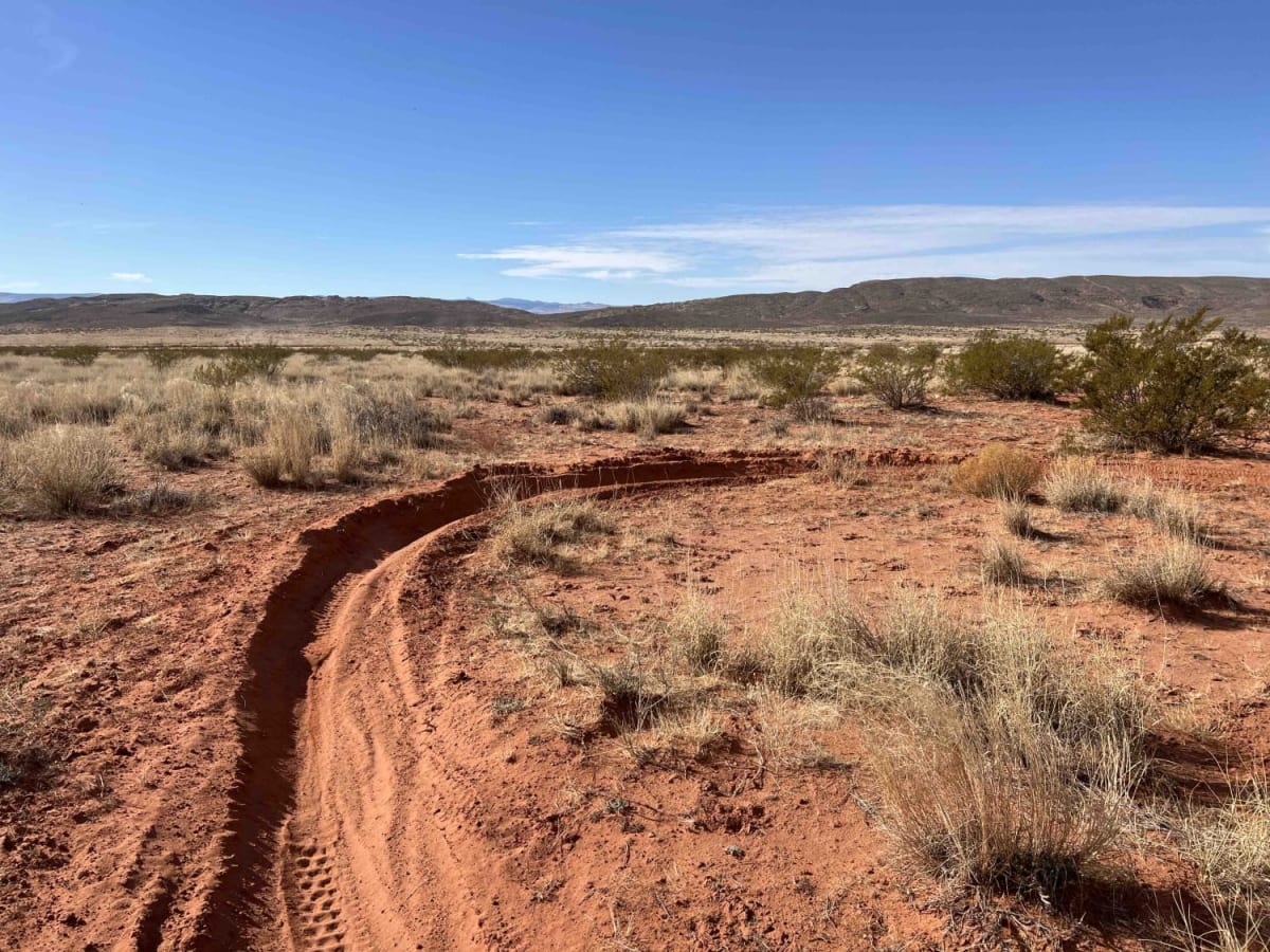Valley Turn Track photo 5