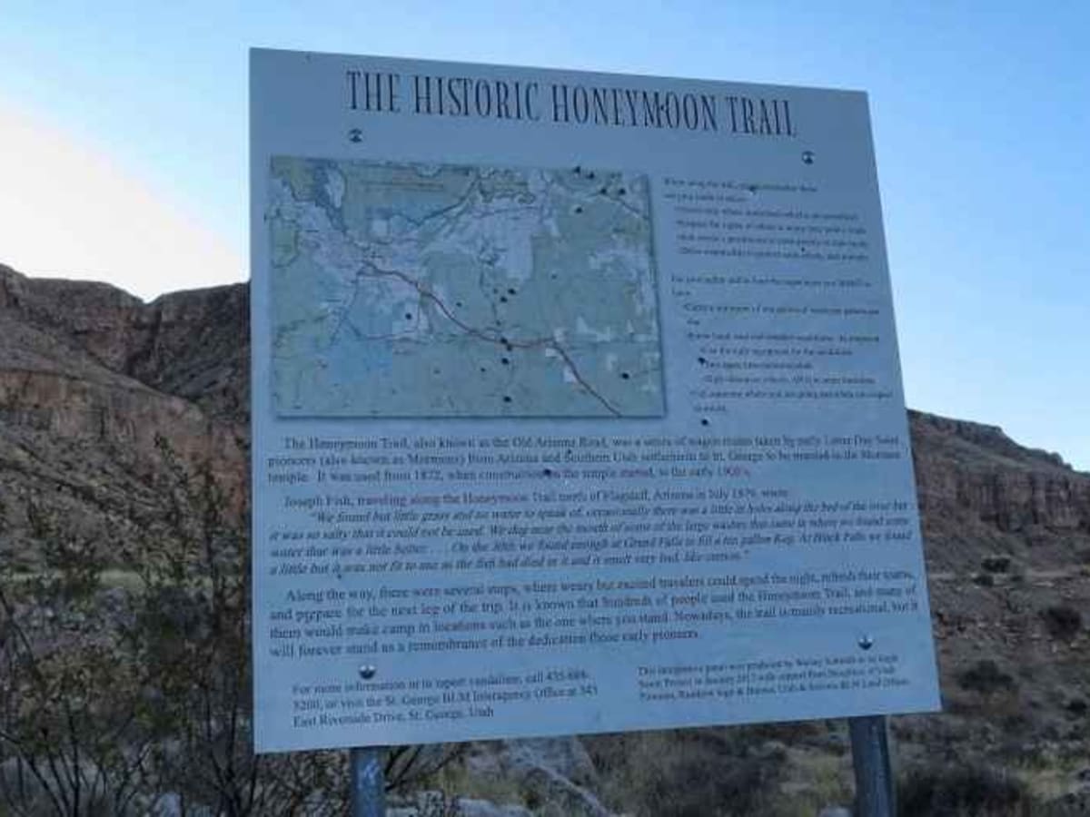 Honeymoon Trail - Hurricane Cliffs trail photo