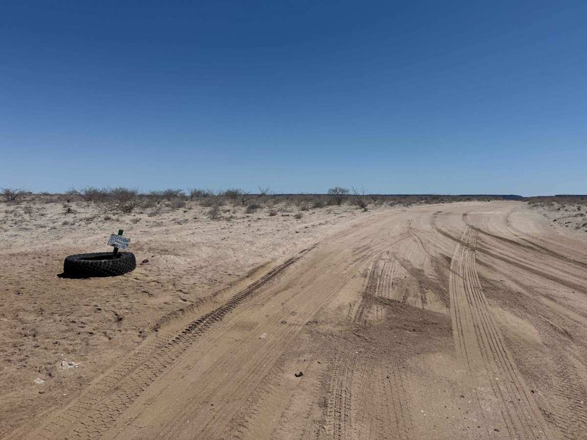 Salt Flats Batequis photo 3