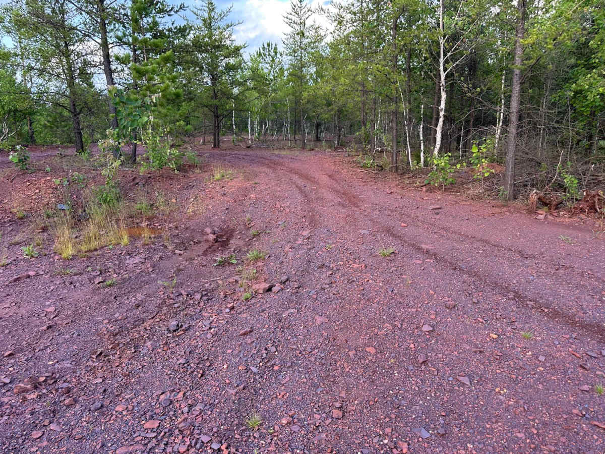 Upper Red Hills East photo 5