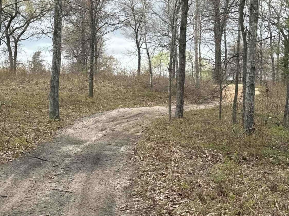 Grass Lake H9-13 photo 2