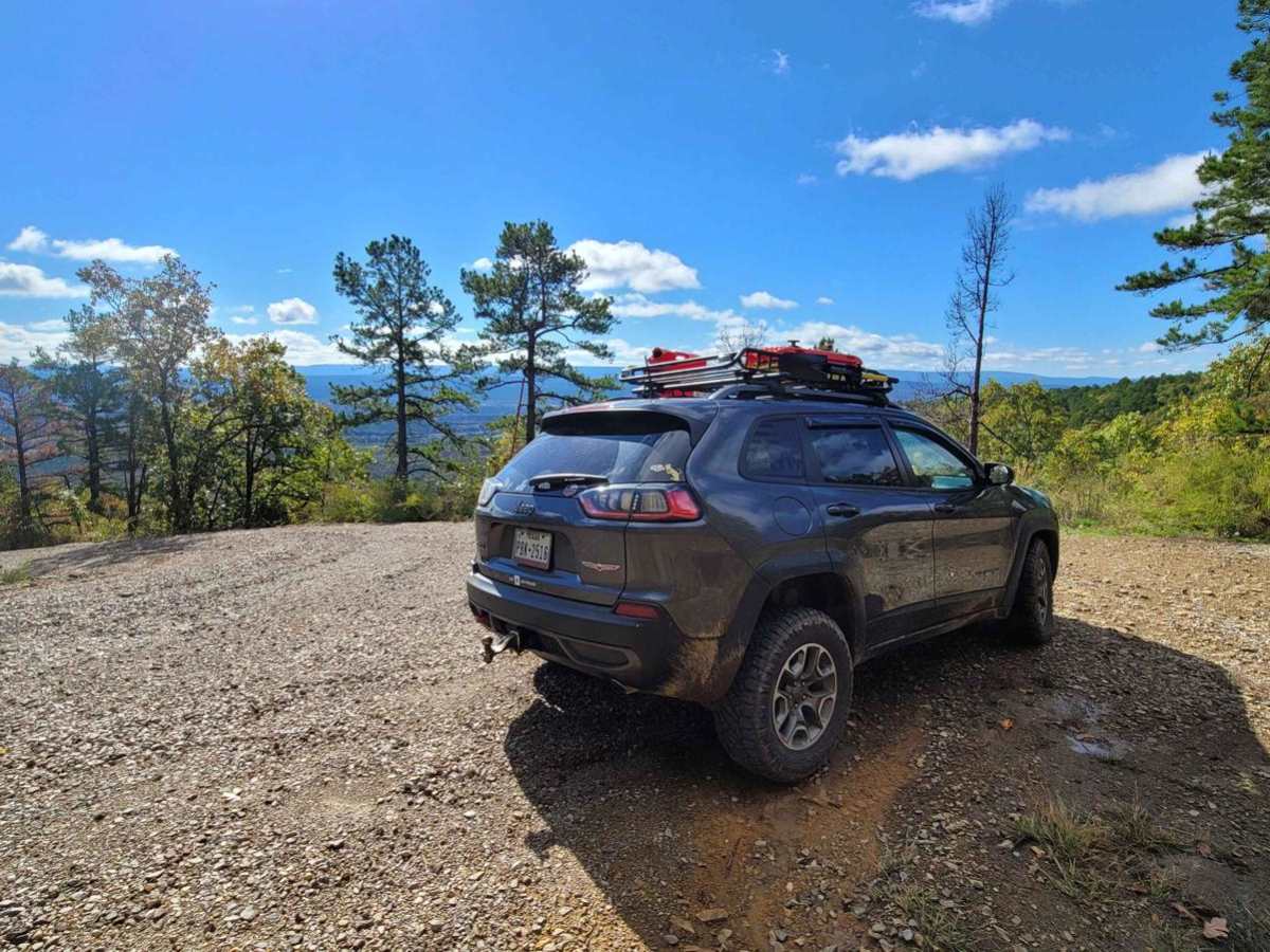 Poteau Mountain South trail photo