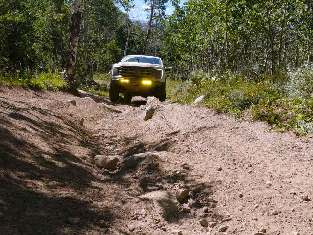 Grind up Pinon Pass photo 4