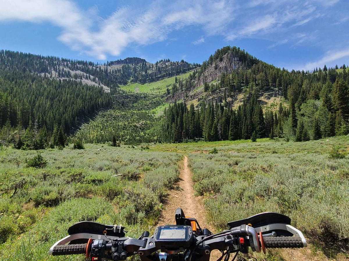 Paris Peak trail photo