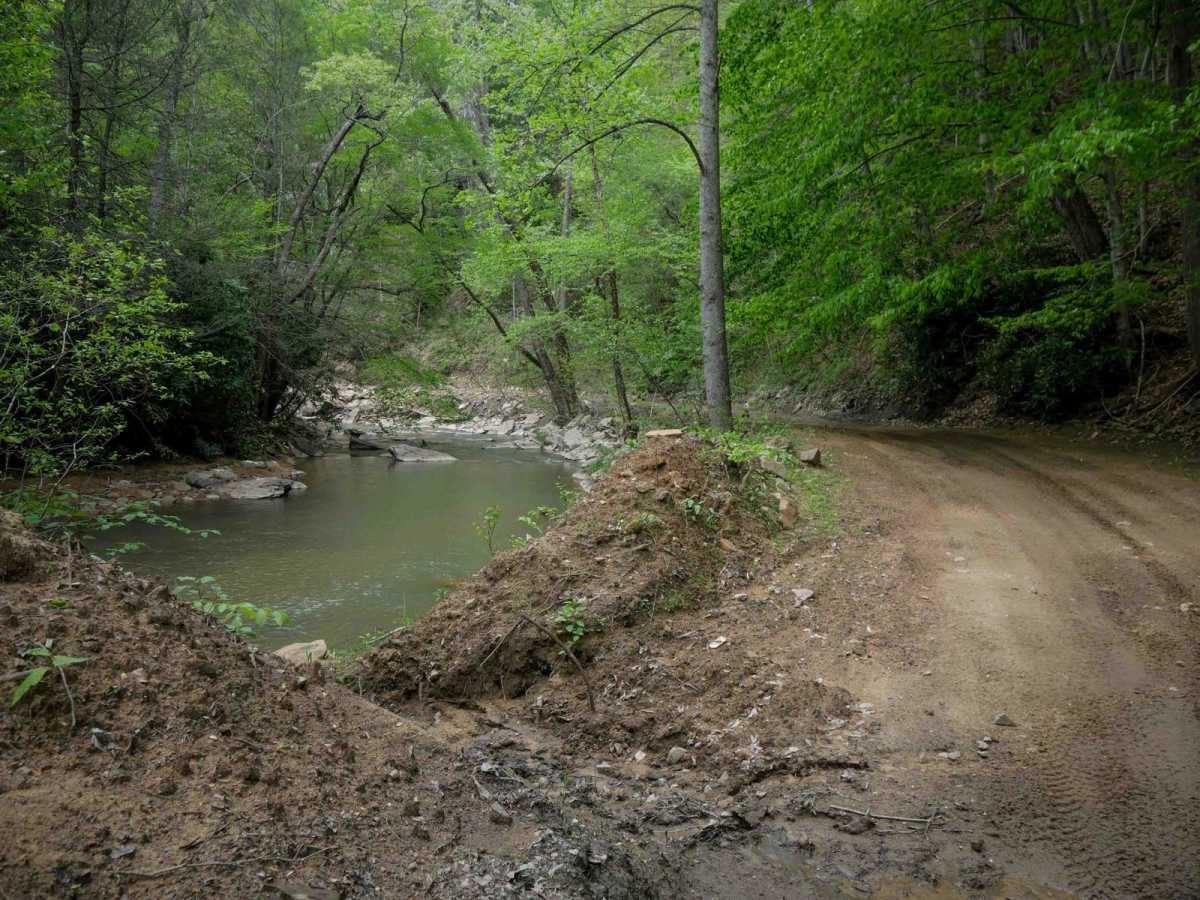 PC 24 trail photo