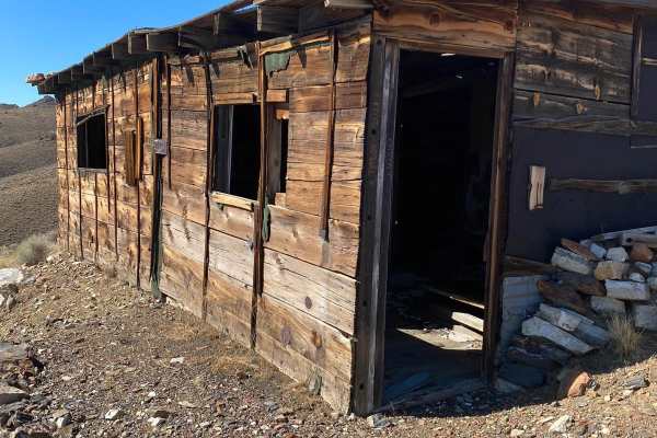 Sage Hen Wash/Sahwave Mountains