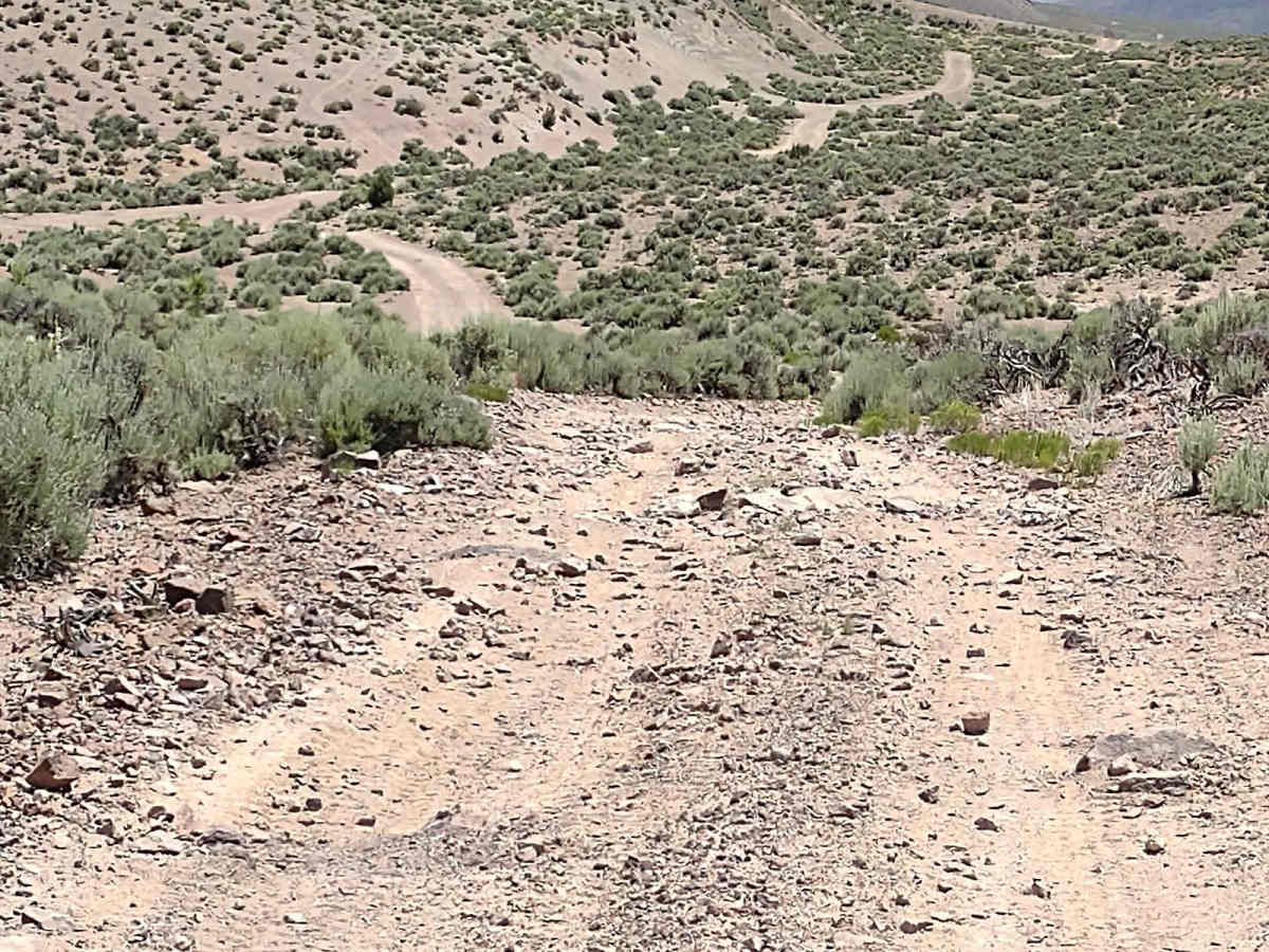 Piute Reservoir Parking photo 3