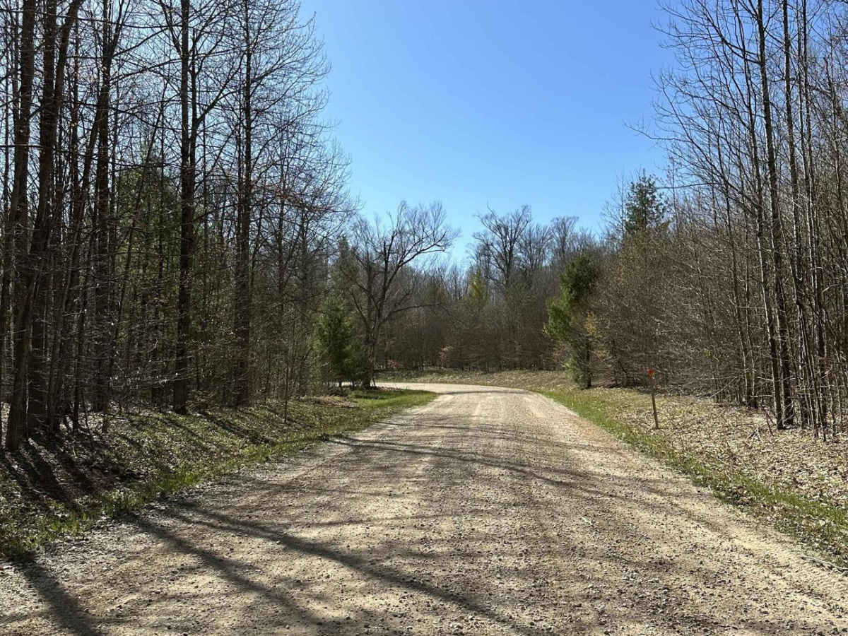 County 40 Road - 5405 photo 2