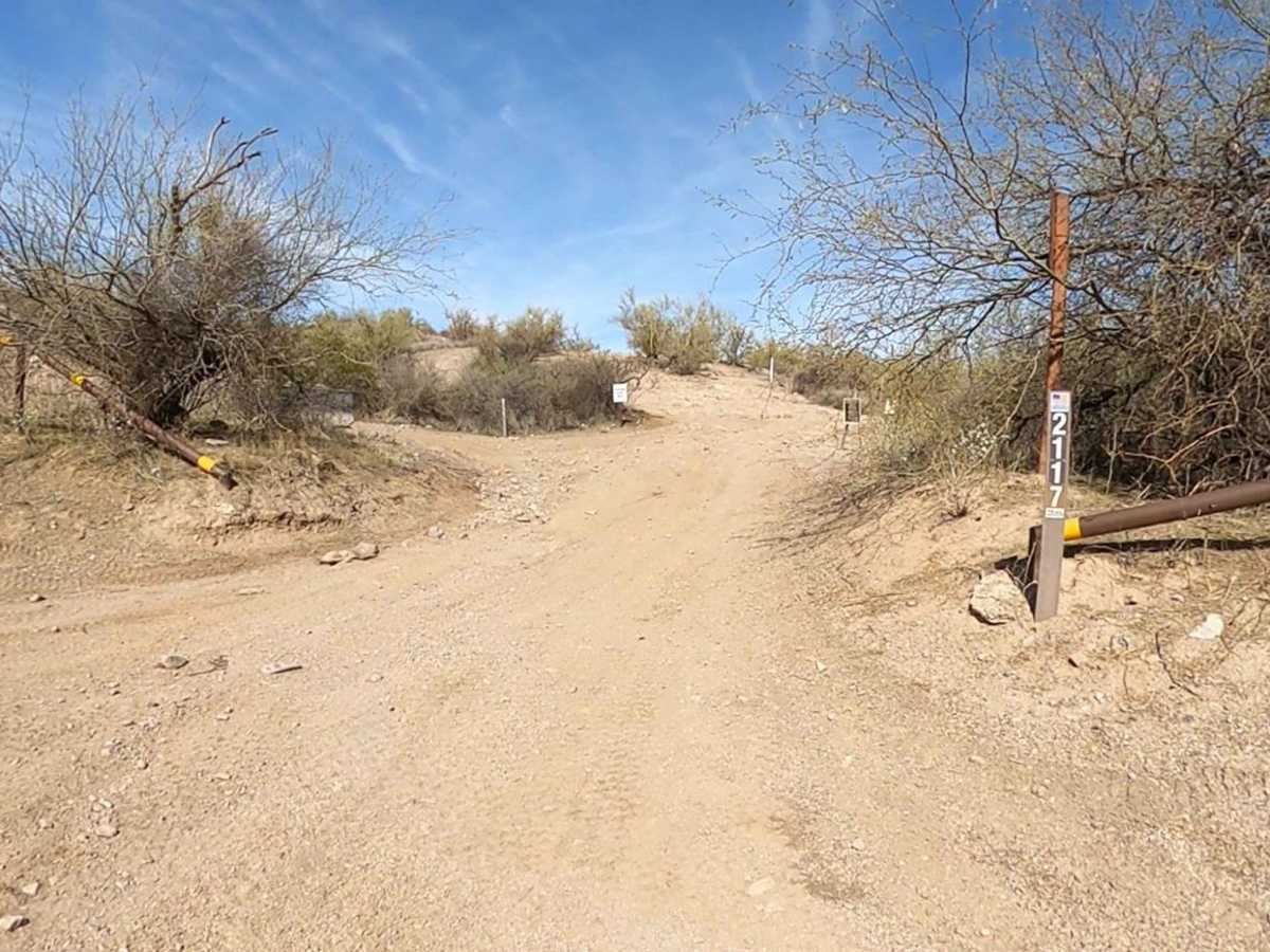 Trail 2117 - Tonto National Forest - Desert Vista OHV Area photo 2