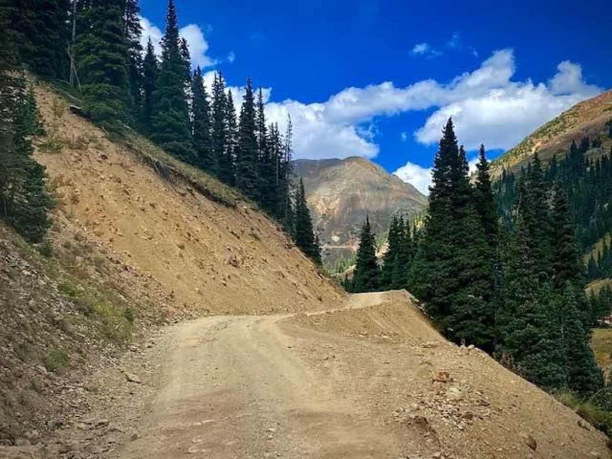 County Road 10 to Hurricane Pass photo 3