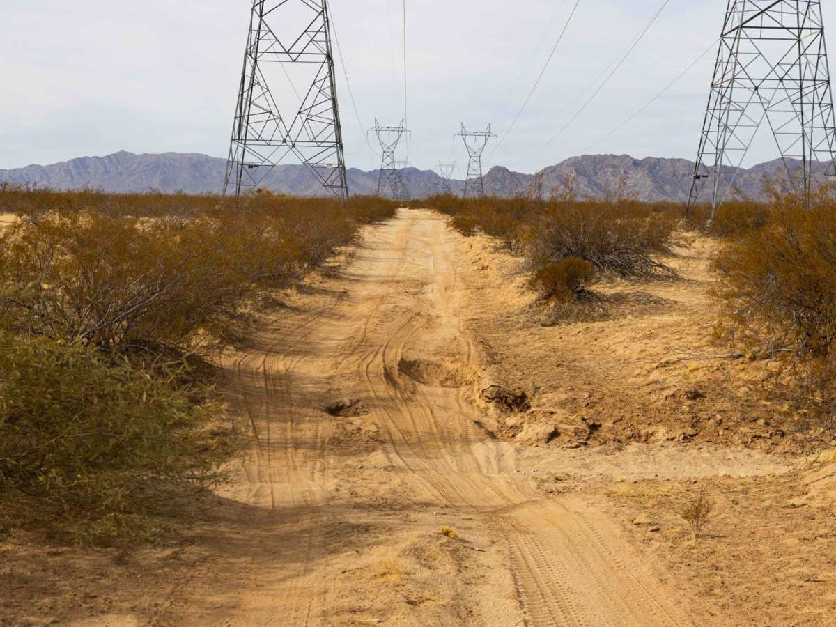 Harcuvar Transmission Line Road photo 3