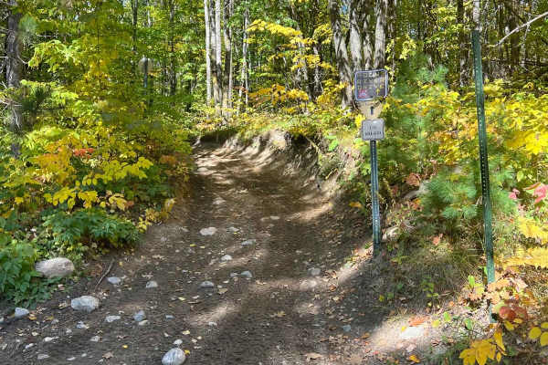 Round River Dr Cut Through