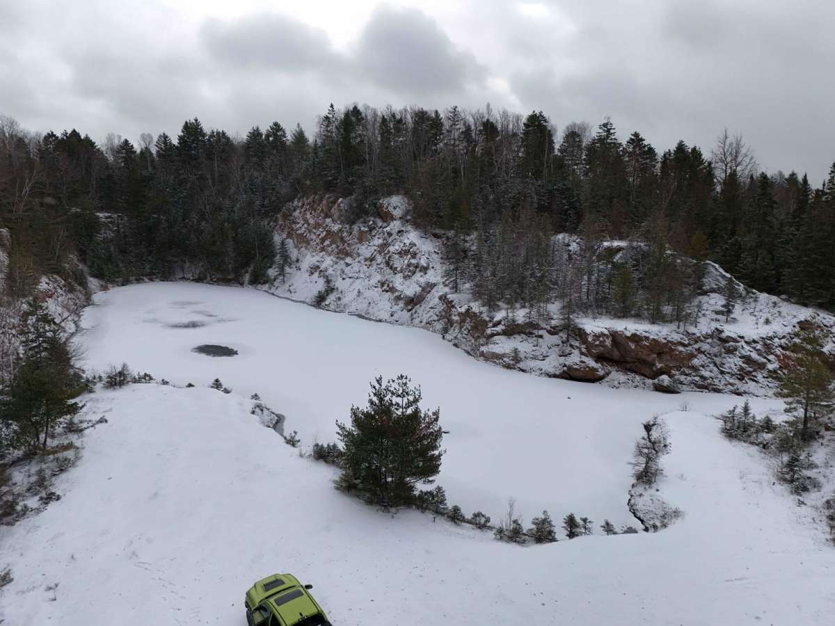 Quarry Road photo 2