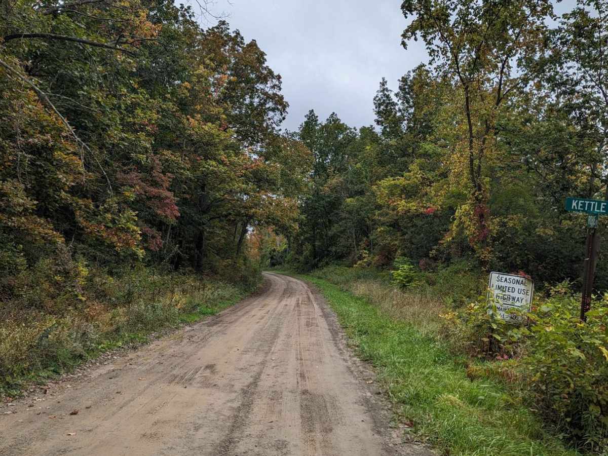 Chrisler Road photo 4