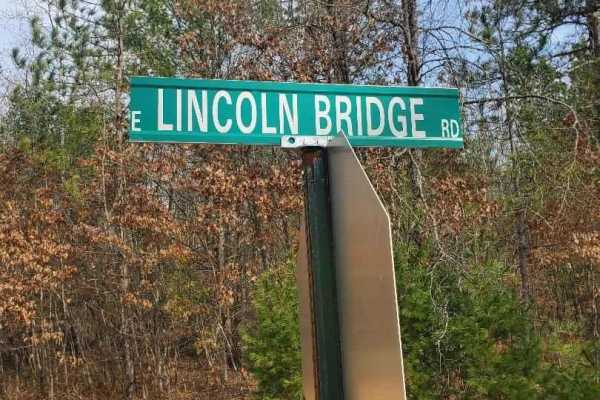East Lincoln Bridge Road