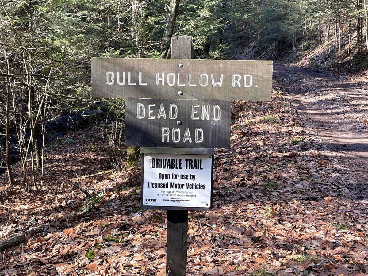 Bull Hollow Road trail photo