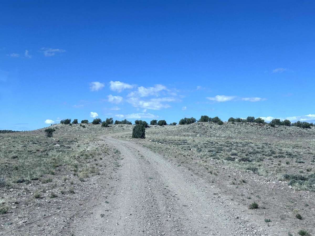 Verde Mounds Trail photo 5