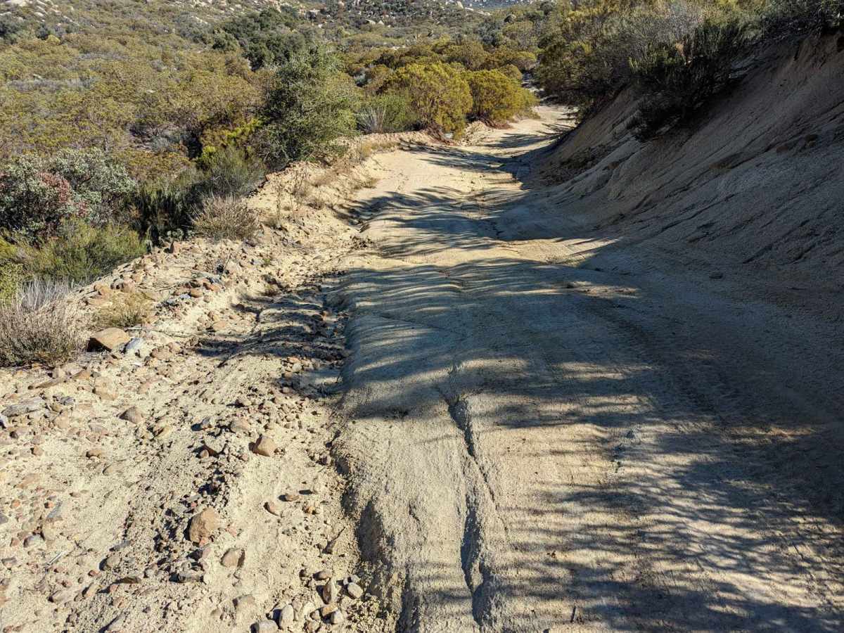 Puerta La Cruz Truck Trail photo 4