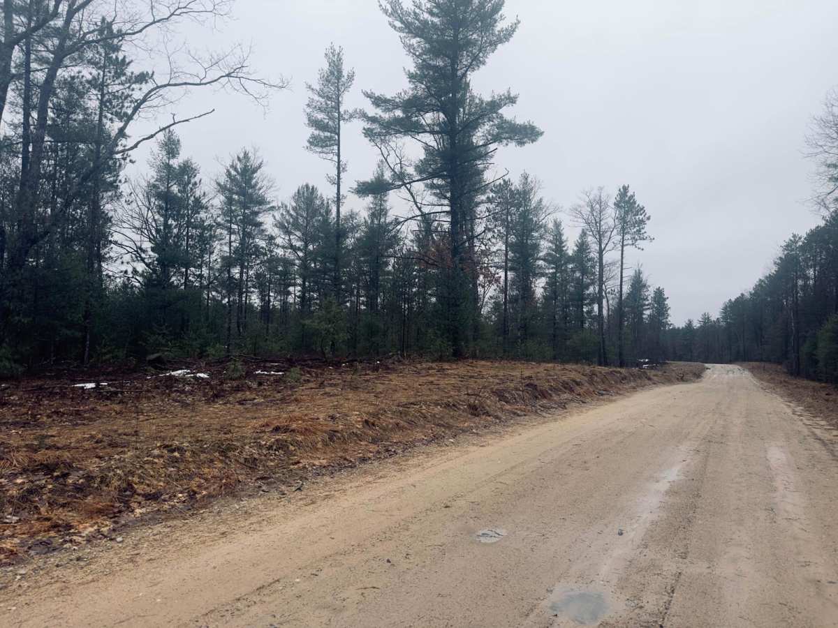 Guernsey Lake Rd photo 2