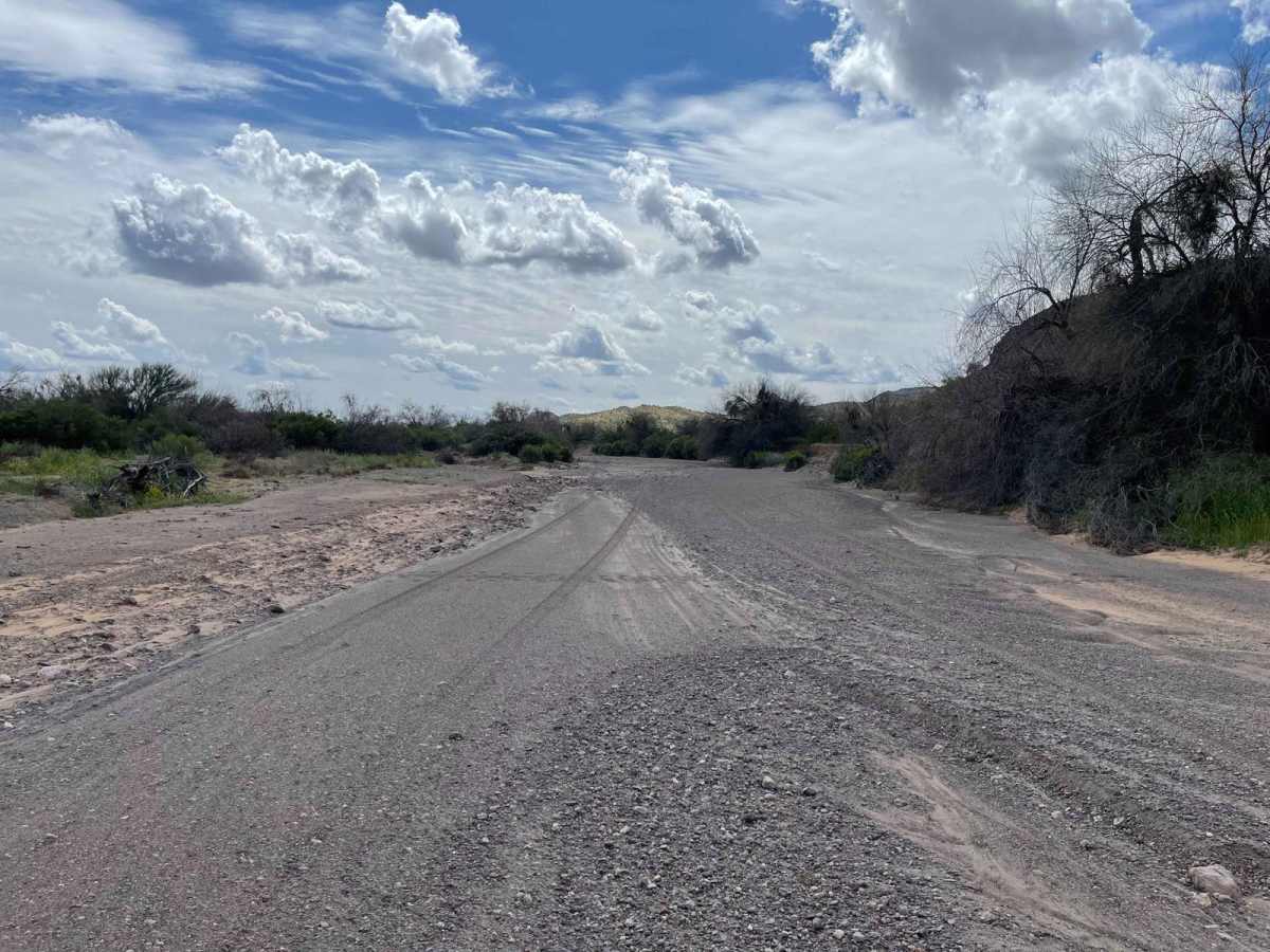 Lower Sikort Chapo Wash trail photo