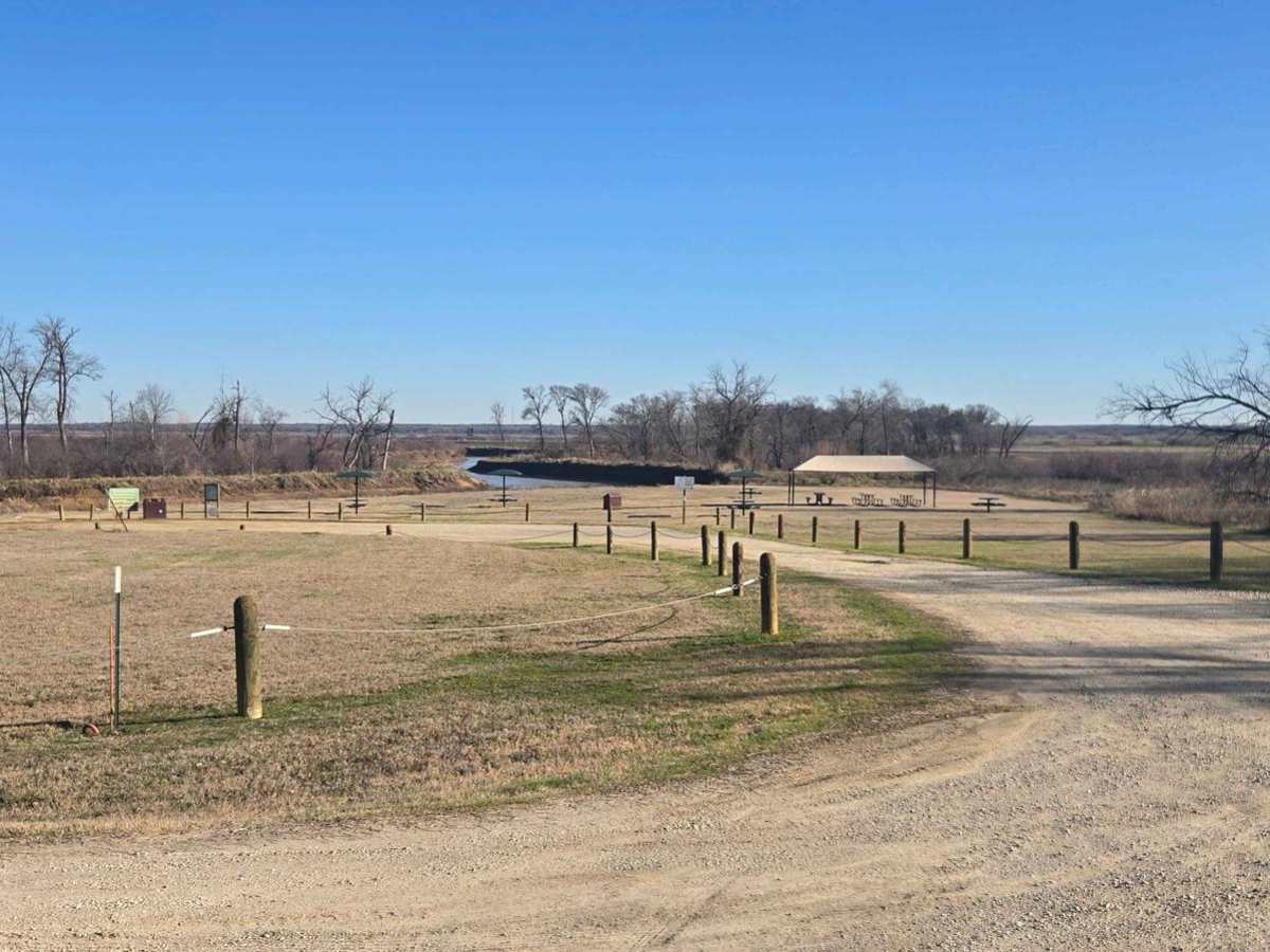Bennet Lane Gravel Road photo 6