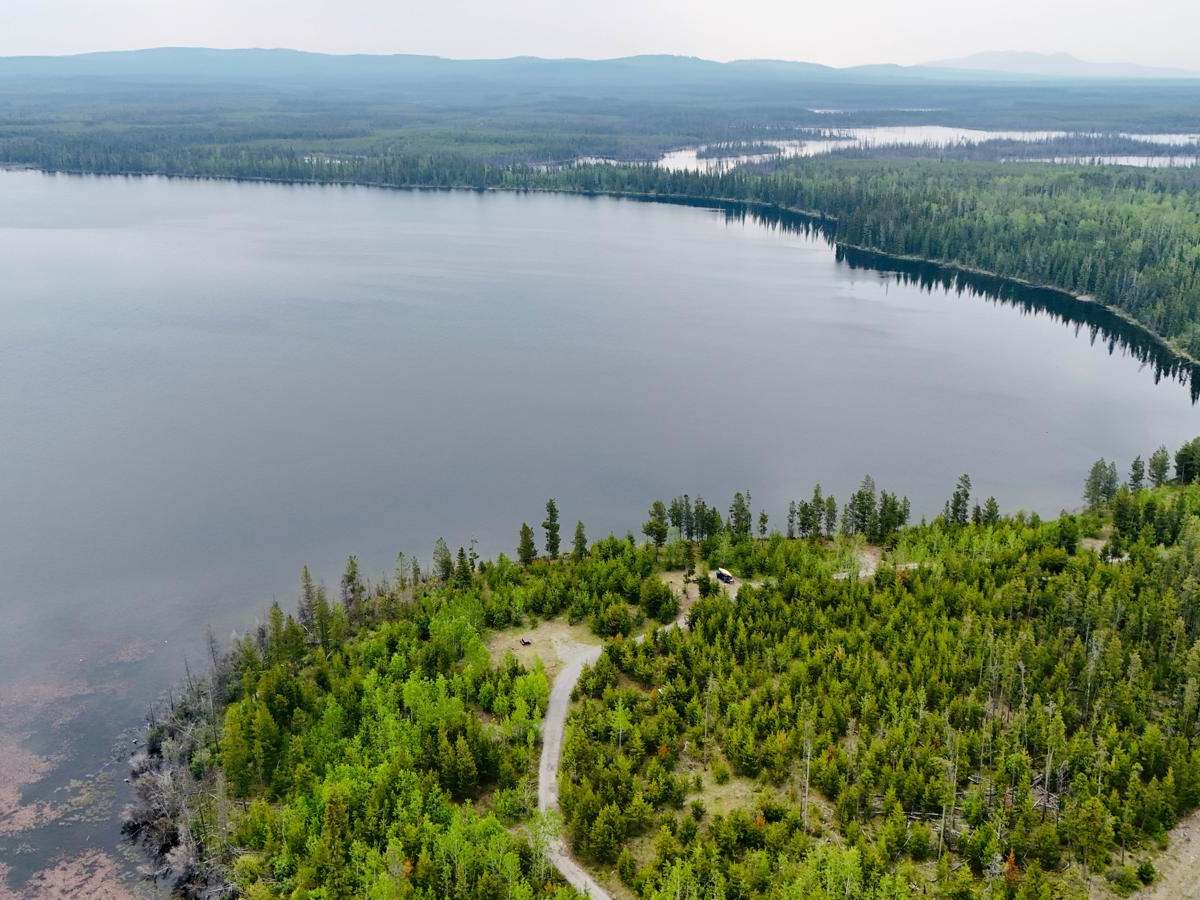 Alex Graham-Palmer Lake FSR (Raven Lake) photo 6