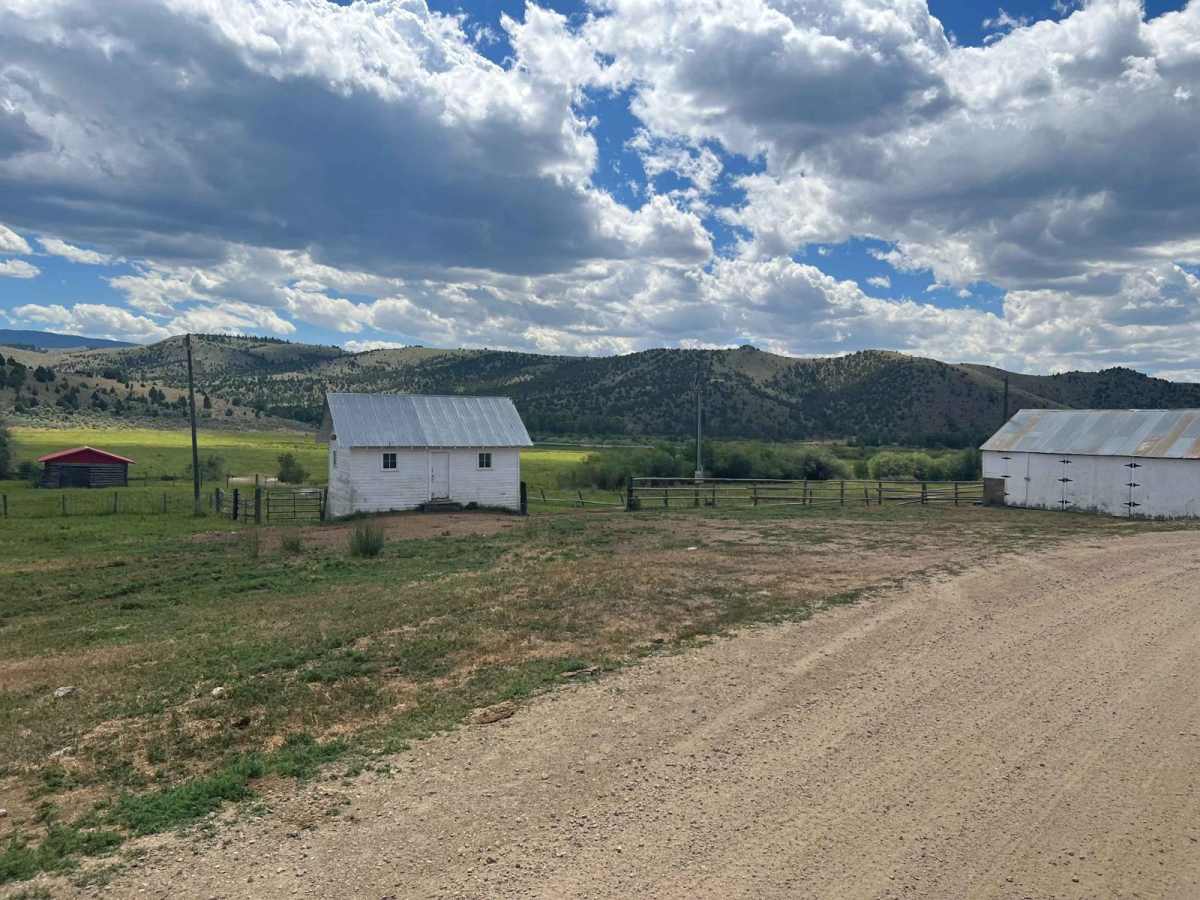 Granite Creek Road (161/49) photo 5