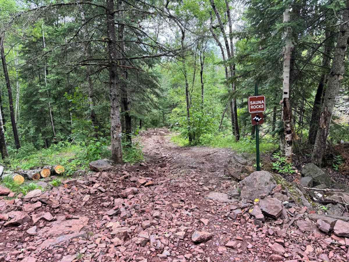 Sauna Rocks trail photo