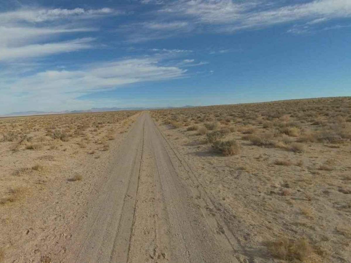 Backdoor to Little Sahara photo 5