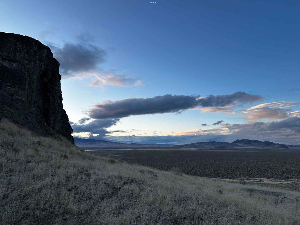 Lone Rock Loop trail photo
