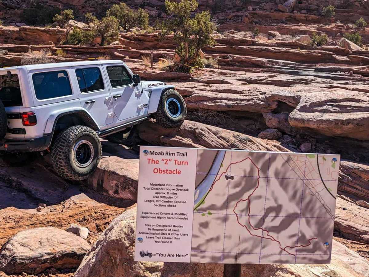 Moab Rim photo 4