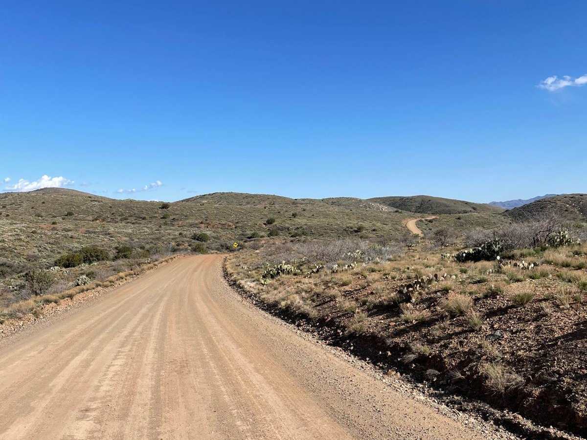 Bloody Basin Road West trail photo