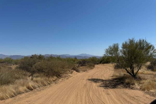 Entrance Trail to the Tonto National Forest Desert Vista OHV