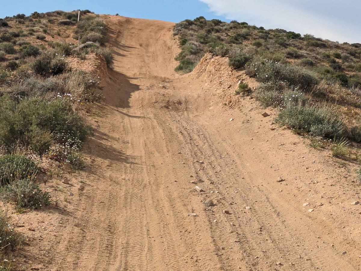 SC176 Gold Canyon Road trail photo