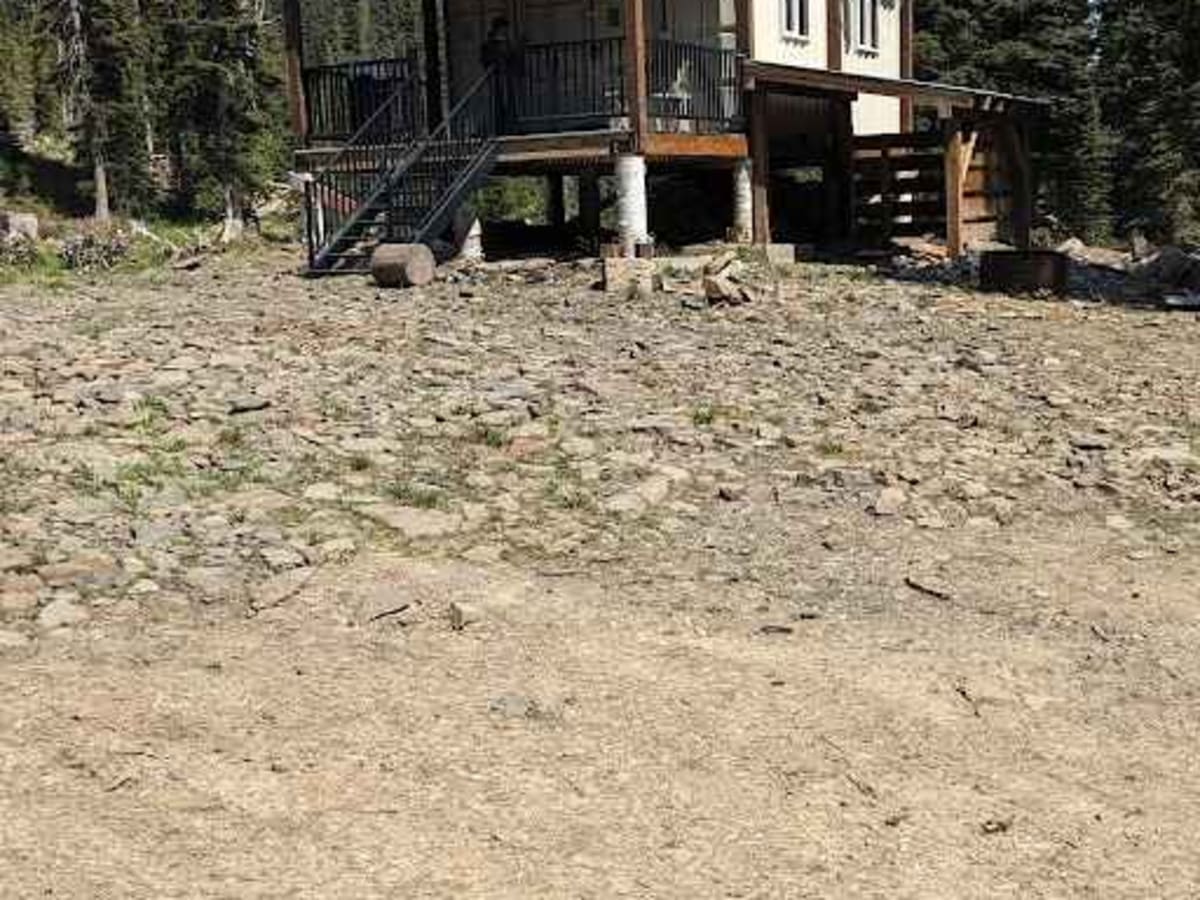 Wrangler Cabin Access Rd trail photo