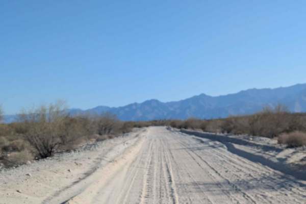 Road to Morelia Junction