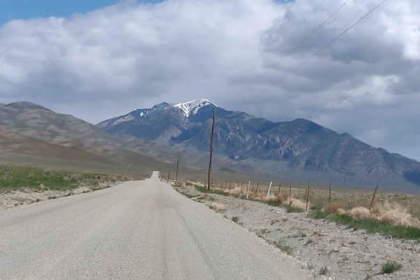 Arco Pass to Hurst Canyon