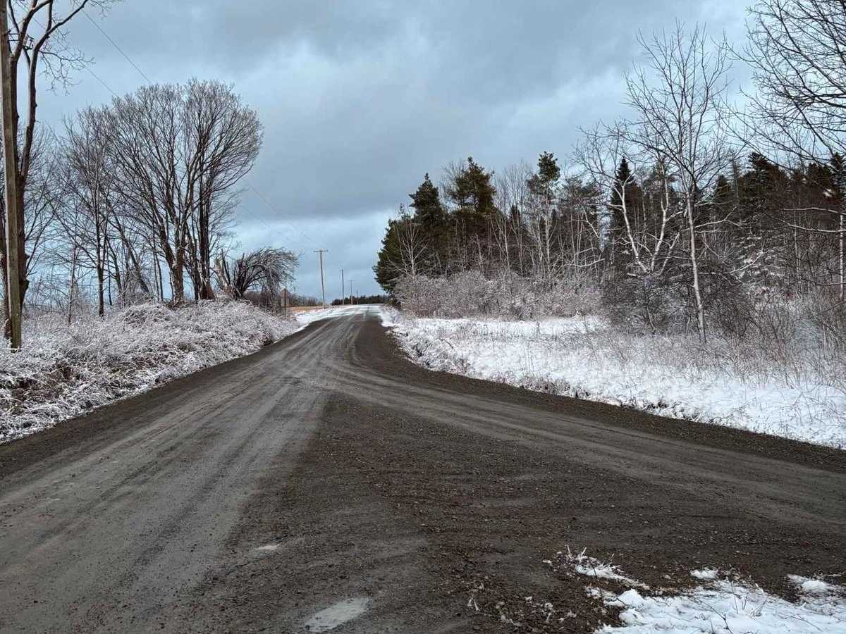 Olmstead Hill Road / Peck Road (seasonal) photo 2