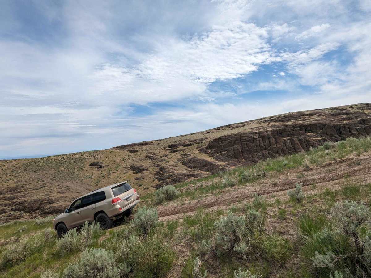 Canter Springs to Sand Basin Road trail photo